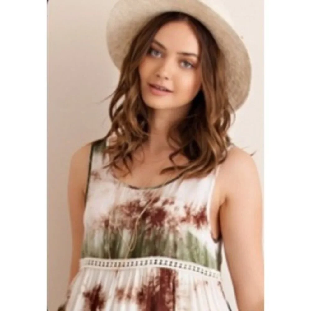 NWT Green Tie-Dyed Tiered Ruffle Hem Mini Slip Dress | Coastal Cowgirl Boho Chic - Picture 3 of 9
